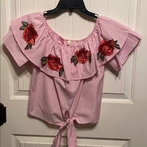 Miaomiao embroidered blouse